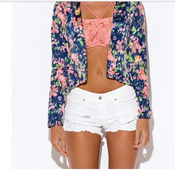 Top - Picture 3 of 3